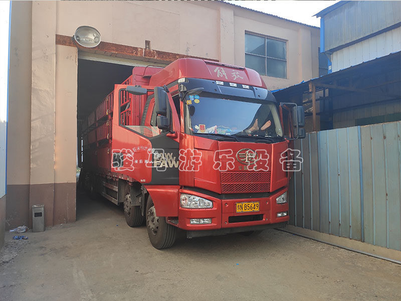 陜西寶雞兒童拓展設備裝車發(fā)貨